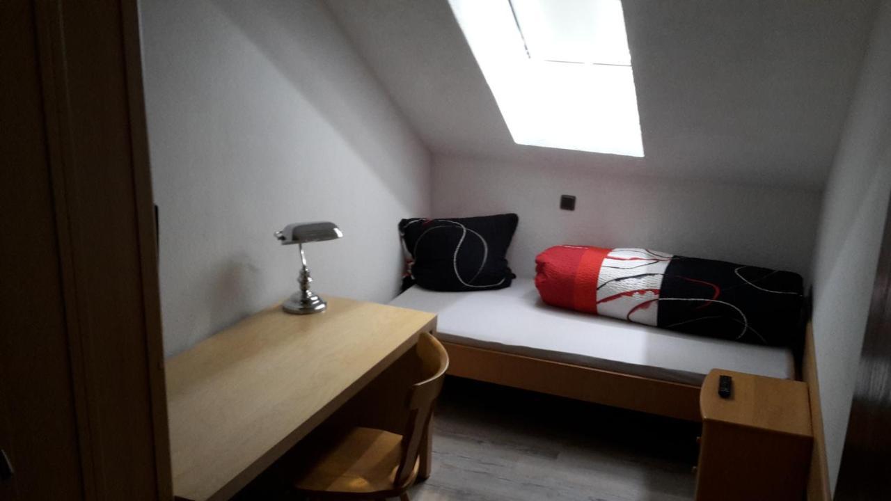Altes Saengerheim Hotel Quierschied Eksteriør billede
